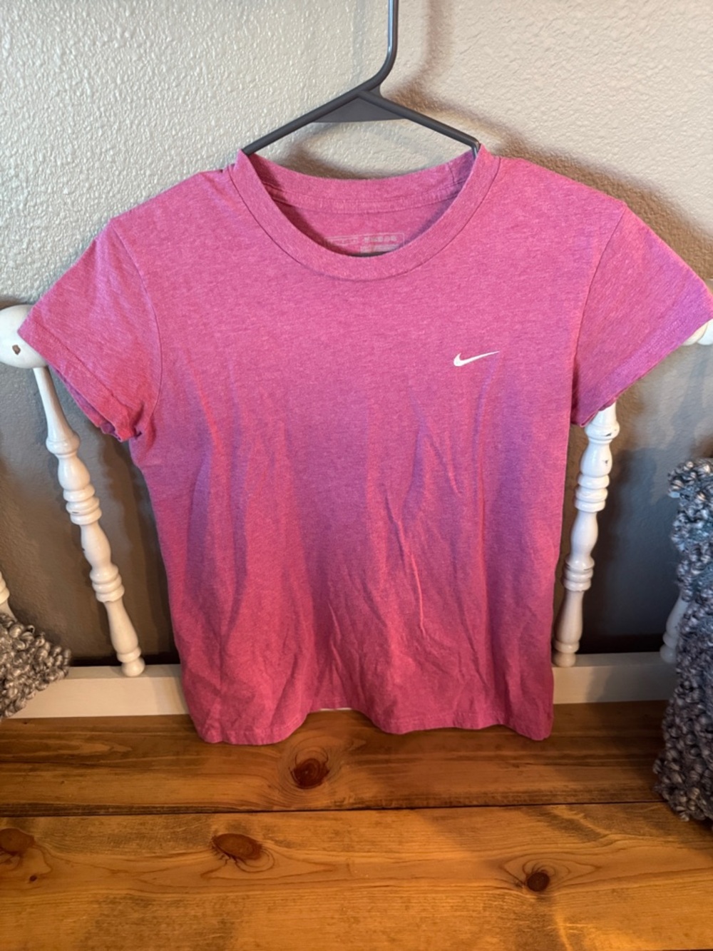 Nike Women’s Heather Pink Short-Sleeve Tee with Swoosh